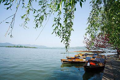 《上行战场》现已发售 Steam多半好评、Xbox不支持光追